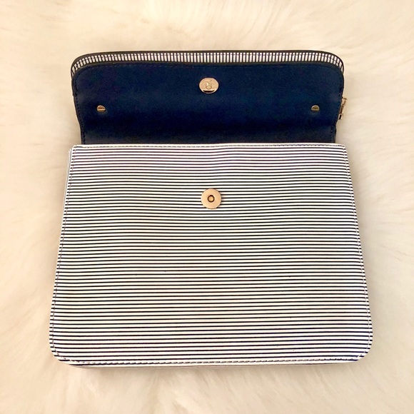 Zara clutch - Picture 3 of 8